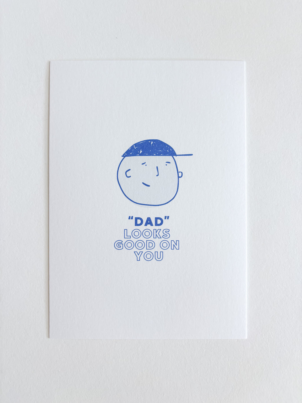 "Dad" looks good on you - postkarte A6